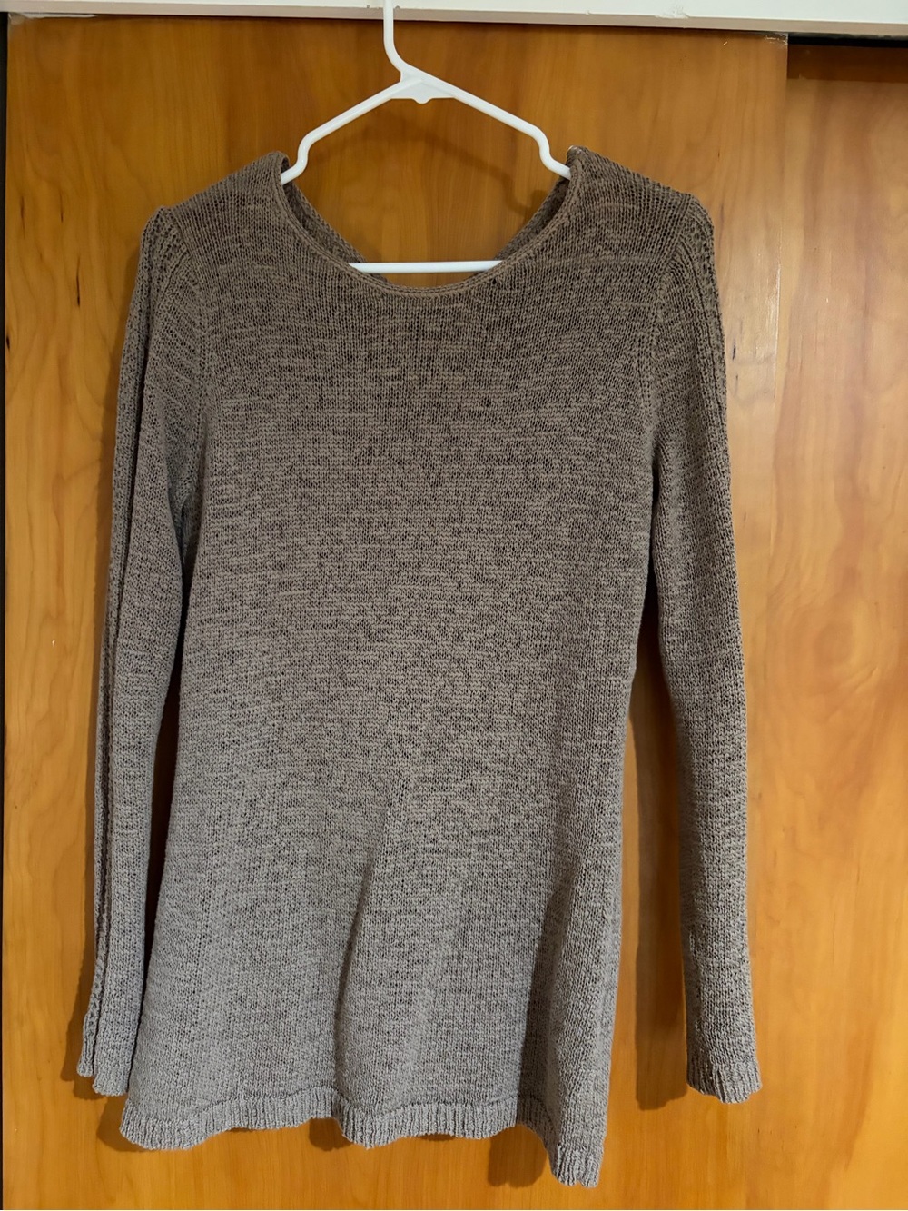 Rachel Zoe Long-Sleeve Crewneck Sweater in Taupe